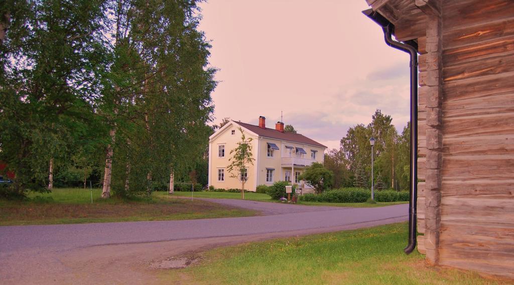 Brunnsgarden Bed & Breakfast Skellefteå Esterno foto