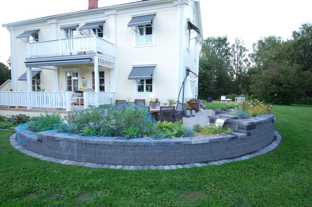Brunnsgarden Bed & Breakfast Skellefteå Esterno foto